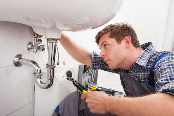 Cost of Residential Plumbing Service in Englewood