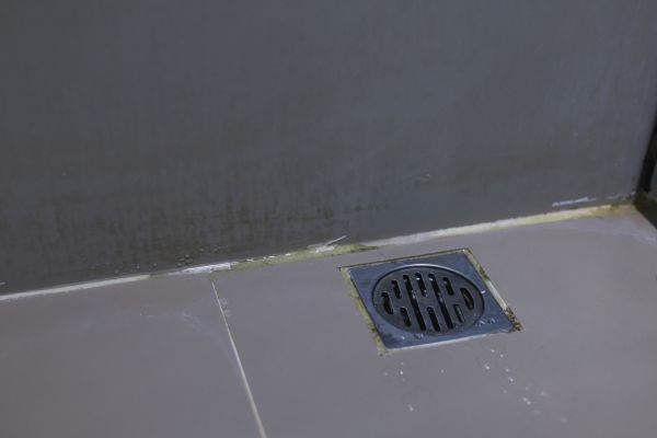 Cost of Bathroom Drain Installation in Englewood
