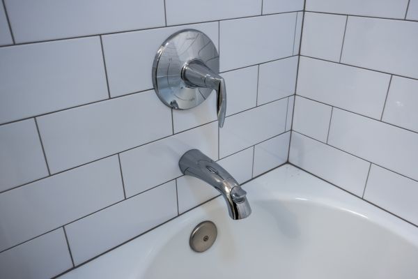 Cost of Tub Spout Replacement in Englewood