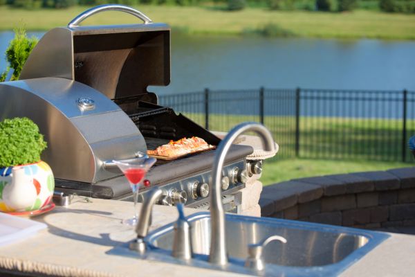 Cost of Outdoor Kitchen Plumbing in Englewood