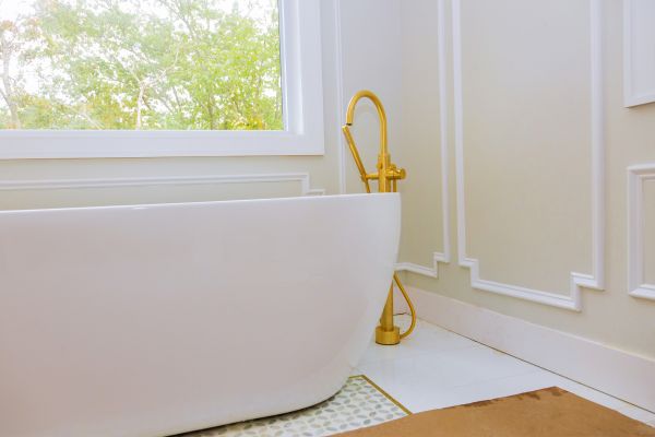 Cost of Tub Water Leak Repair in Englewood